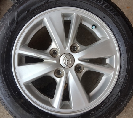 ขายล้อTOYOTA Avanza 15 4รู114 ยางปี13 4 ล้อ