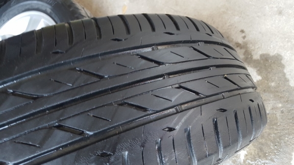 ขายล้อTOYOTA Avanza 15 4รู114 ยางปี13 4 ล้อ