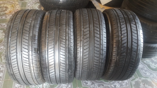 ขายล้อใหม่15CE28 4รู100-114 ยาง195/55/15ปี15 4 ล้อ