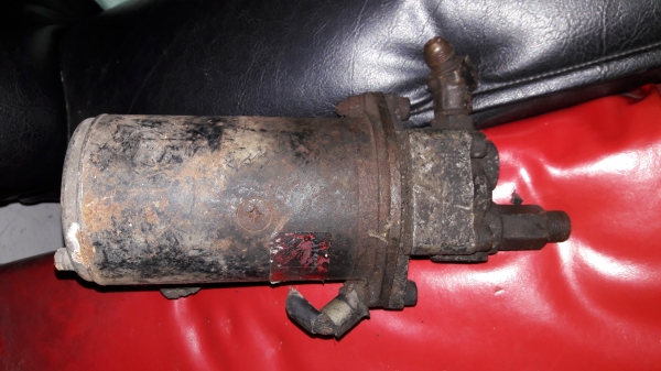 ปั้มมอเตอร์ ปั่นไฮดรอริค 24V. ตัดของญี่ปุ่น สภาพสวยไม่แพง