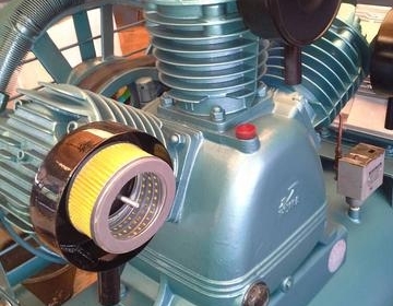 ปั้มลมขนาดใหญ่ PUMA รุ่น pp 310 (สภาพสวยมากๆ)