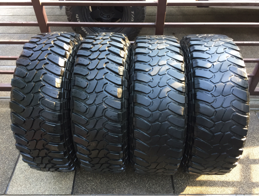 ยาง Mud Deestone 265 75 16 กลางปี12 ไม่มีปะ พร้อมใช้งาน ราคาไม่แพง ยาง Mud Deestone 265 75 16 กลางปี12 ไม่มีปะ พร้อมใช้งาน ราคาไม่แพง