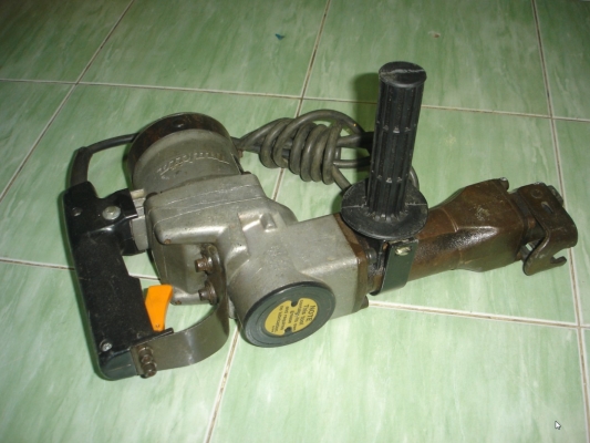 ขาย MAKITA HM1201 สกัดไฟฟ้า 21mm 1130W 8.7kg