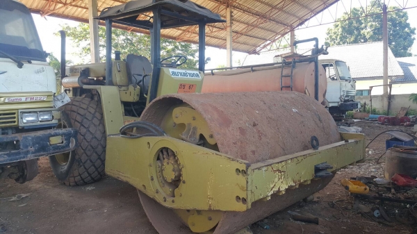 ขาย รถบดสั่นสะเทือน BOMAG BW 212D-2 4WD รถพร้อมใช้งาน เอกสารเล่มทะเบียนครบ ขาย รถบดสั่นสะเทือน BOMAG BW 212D-2 4WD รถพร้อมใช้งาน เอกสารเล่มทะเบียนครบ