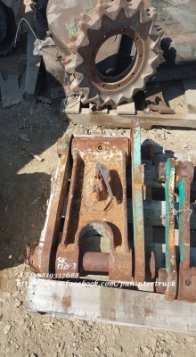 FROM JAPANสินค้าเก่านอกBUCKET PIN***SK120,PC120 โตงเตงสำหรับรถขุดไซค์ 120 /สลัก 65 มิล /ราคาเพียง 9,500 บาท