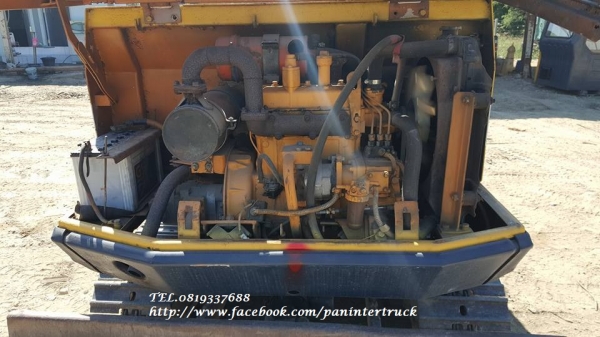 *สินค้าเก่านอก ขายตามสภาพ*ขายถูกด่วนๆรถขุดเล็ก KOMATSU PC20-2 /คอนโทรลลูกหมาก/ปั๊มเฟือง/ตีนไก่ แทรคเหล็ก/ราคาเพียง 165,000 บาท