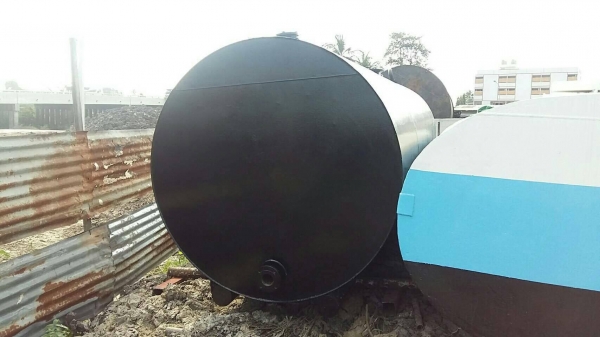 ---- ถังน้ำมัน 16,000 ลิตร สีดำ สภาพสวยๆครับ เหล็กหนาครับ โทรมาด่วนๆครับ ---- ถังน้ำมัน 16,000 ลิตร สีดำ สภาพสวยๆครับ เหล็กหนาครับ โทรมาด่วนๆครับ