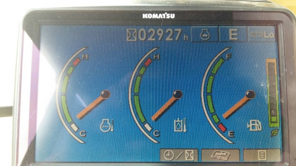ขายรถแบคโฮ KOMATSU PC200-8 เอกสารเล่ม ไมล์ 2900 ชม.ราคา 2250000