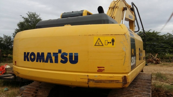 ขายรถแบคโฮ KOMATSU PC200-8 เอกสารเล่ม ไมล์ 2900 ชม.ราคา 2250000