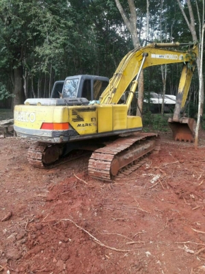 ขายรถแบคโฮ KOBELCO SK200-/// เอกสารเล่ม ระบบไฟเต็ม ซีเรียลสูงเก๋งเทา ราคา 750000