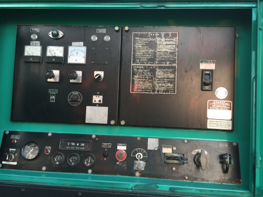 ขายเครื่องปั่นไฟ 220kva เชทนอก DENYO มี2เครื่อง