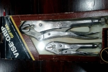 ขายคีมล็อกแพ็กคู่ VISE-GRIP 10WR,5WR Made in USA.ใหม่เก่าเก็บเกิน30ปี