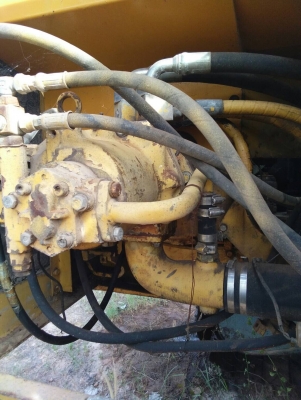 ขายPC200-6 KOMATSU ราคา 785.000บาท ไฟฟ้าครบ จอชั่วโมงไม่มี เครื่องดีปั้มแรง  ต่อรองได้สนใจลองขับ รถอยู่อ.พังโคน จ.สกลนครโทร0895770265 ติดถนนสายสกล-อุดร