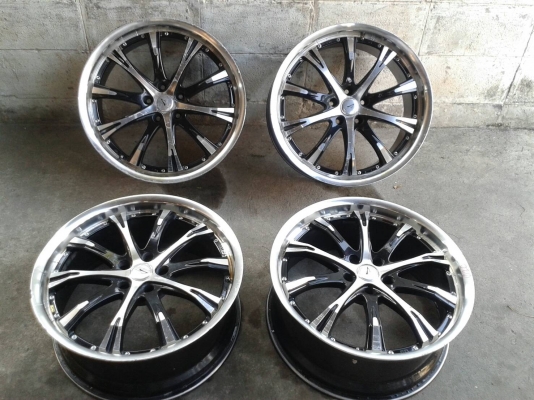 ขอบ20นิ้ว5รู114 ชุดนี้ ราคา 8000 บาท