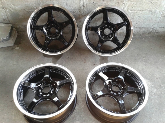 ขอบ17นิ้ว5รู114 ชุดนี้ ราคา 6800 บาท