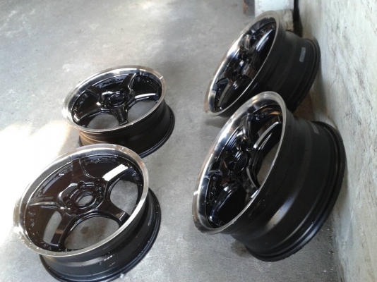 ขอบ17นิ้ว5รู114 ชุดนี้ ราคา 6800 บาท ขอบ17นิ้ว5รู114 ชุดนี้ ราคา 6800 บาท