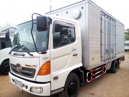 6 ล้อกลาง  *Euro.2*  HINO  MEGA FC4J 150 แรงม้า * ยาว 5.50 ม.* รถสวยเดิม+สวยจริง+พร้อมใช้งาน * รถห้างแท้ * มีเล่มพร้อมโอน *