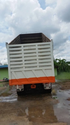 ขายรถสิบล้อดัมพ์ ISUZU เครื่อง 360 แรง ปี 53 กระบะดัมพ์สามมิตร มีระบบลากพ่วง ทะเบียนพร้อม ขายรถสิบล้อดัมพ์ ISUZU เครื่อง 360 แรง ปี 53 กระบะดัมพ์สามมิตร มีระบบลากพ่วง ทะเบียนพร้อม