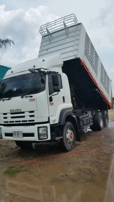 ขายรถสิบล้อดัมพ์ ISUZU เครื่อง 360 แรง ปี 53 กระบะดัมพ์สามมิตร มีระบบลากพ่วง ทะเบียนพร้อม