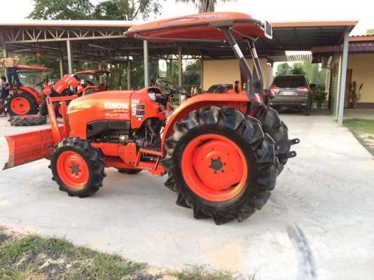 ขาย L4708 รถปี57 ใช้งาน 578 รถสวยการันตี รถพร้อมใช้งาน มาพร้อมผานหน้า+หลัง ราคา. 398000 พร้อมส่ง  สนใจ 084-5486359 สุชาติ  อ สนม จ สุรินทร์