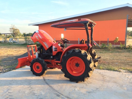 ขายL3608SPรถปี 57 ใช้งาน 466 ชั่วโมง รถพร้อมใช้งานรับประกันไม่มีรอยรั่วแม้แต่ที่เดี่ยว  ราคา 335000 พร้อมผานหน้า+หลัง สนใจ 084-5486359 สุชาติ  อ สนม จ สุรินทร์