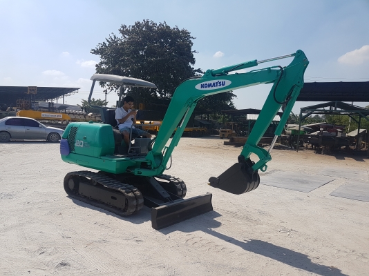 ขายรถขุดpc20--7   ชลบุรี