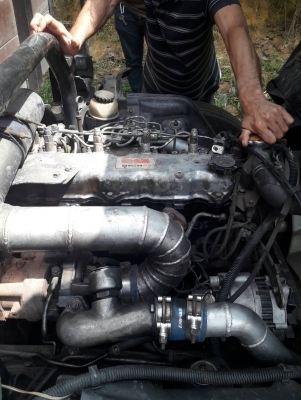 6 ล้อ HINO ดูโถร์  กระบะพื้นเรียบ 110 แรงม้า รถปี 48 รถอยู่ที่หาดใหญ่ครับ