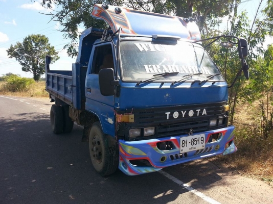 ขายรถดั้มไดน่า3ใบปัด วางเครื่อง120ฝาขาว เฟืองท้ายใหญ่ ล่งเล่มแล้ว เอกสารเล่มทะเบียนพร้อมโอน ราคา250,000 สนใจโทร 090-8588220คุณนะ 093-3258446คุณบิว หรือเข้าดูสินค้าอื่นๆได้ที่ www.narong2truck.com หรือ www.truck.in.th/498 หรือเพจFacebook ณรงค์ ซื้อขายรถมือ