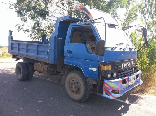 ขายรถดั้มไดน่า3ใบปัด วางเครื่อง120ฝาขาว เฟืองท้ายใหญ่ ล่งเล่มแล้ว เอกสารเล่มทะเบียนพร้อมโอน ราคา250,000 สนใจโทร 090-8588220คุณนะ 093-3258446คุณบิว หรือเข้าดูสินค้าอื่นๆได้ที่ www.narong2truck.com หรือ www.truck.in.th/498 หรือเพจFacebook ณรงค์ ซื้อขายรถมือ