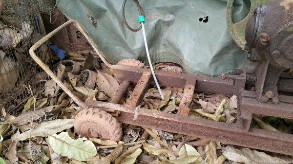 ปั้มน้ำเก่า ปั้มน้ำเก่า