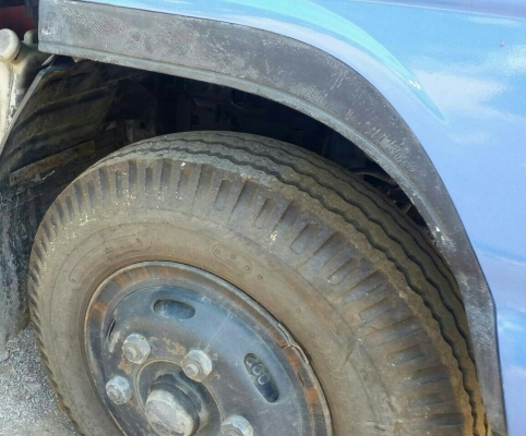 ขายแล้ว ครับ หกล้อ อีซูชุ NPR130ปี46ช่วงยาว5ม แอร์ พ.เวอร์ เบรคทิฟฟี ช่วงล่างใหญ่ Fหน้า Fหลัง สภาพดีพร้อมใช้ ทะเบียนพร้อมโอน