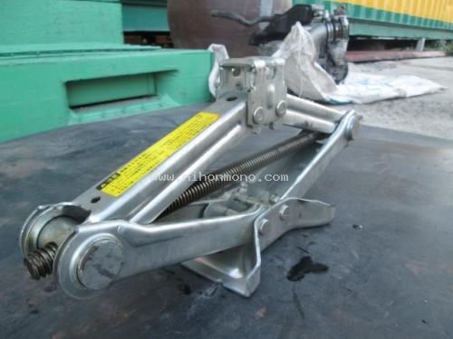 ขาย แม่แรงยกรถ NISSAN รหัสสินค้า : 80904201 www.nihonmono.com ขาย แม่แรงยกรถ NISSAN รหัสสินค้า : 80904201 www.nihonmono.com