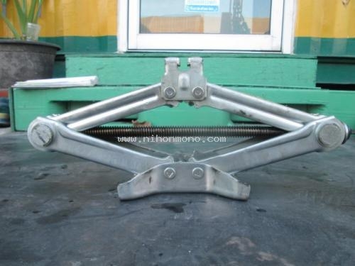 ขาย แม่แรงยกรถ NISSAN รหัสสินค้า : 80904201 www.nihonmono.com ขาย แม่แรงยกรถ NISSAN รหัสสินค้า : 80904201 www.nihonmono.com