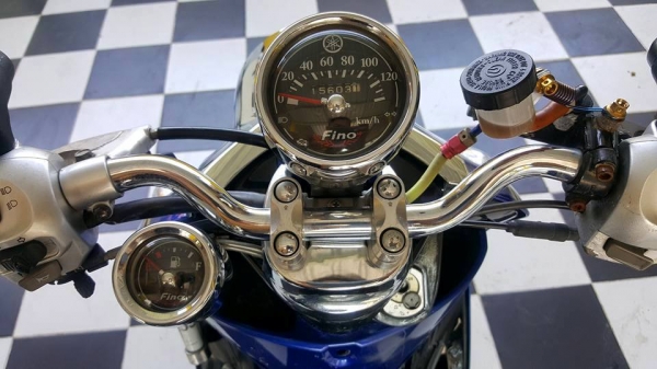 YAMAHA FINO รุ่นเกย์แยก ท่อสวิงอาร์ม ตัว TOP ล้อแม็ก ฟรีค่าโอน