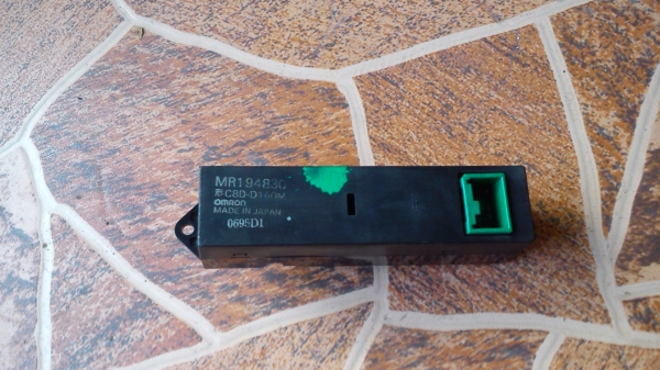 สวิทช์ กดขึ้น ลง กระจกไฟฟ้า Mitsubishi CK2 สวิทช์ กดขึ้น ลง กระจกไฟฟ้า Mitsubishi CK2