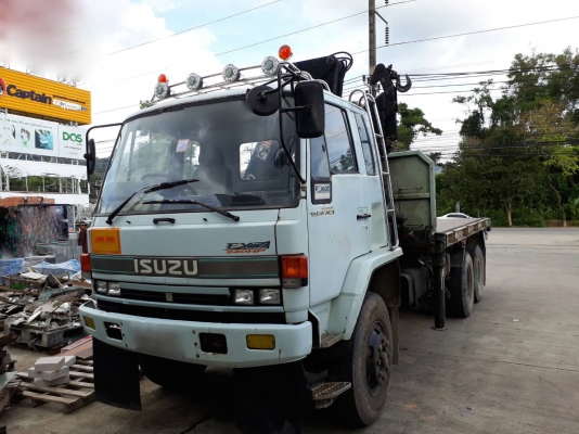 รถอีซูซุ 10 ล้อ ( พื้นเรียบ ) FXZ 240 แรงม้า. สนใจติดต่อ 081 - 6079515