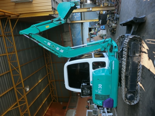 ขายด่วน KOMATSU PC30-7 เก่านอกญี่ปุ่นแท้ มีเอกสาร ใบอินวอยและใบซื้อขาย พร้อมทำสีติดแอร์เย็น+ติดฟิล์ม