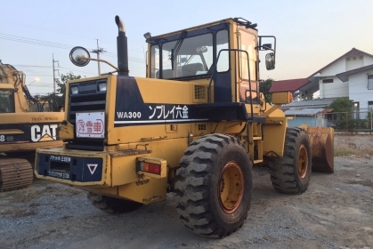 KOMATSU WA300-1 ซีเรียล 30,000 ญี่ปุ่นแท้ โทร.090-986-2521 อ๊อบ