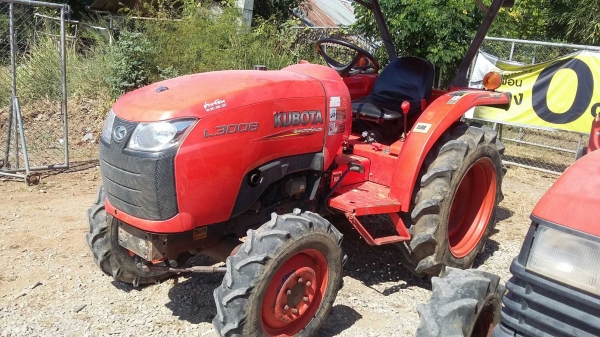 รถไถ Kobuta L3008 4WD 28แรงม้า 2 เพลา ตัวเปล่า ใช้งานได้ครับผม รถอยู่ปากช่องครับ รถไถ Kobuta L3008 4WD 28แรงม้า 2 เพลา ตัวเปล่า ใช้งานได้ครับผม รถอยู่ปากช่องครับ