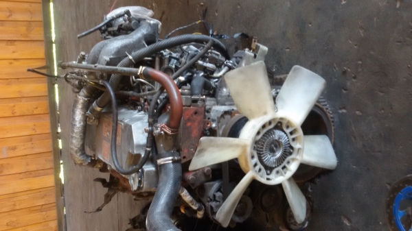 ขายด่วนเครื่องเกียร์ISUZU 6HL 205 แรงเครื่องสวยพร้อมใช้