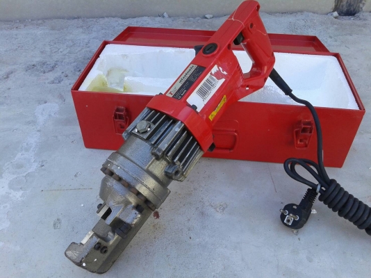 เครื่องตัดเหล็กมือถือ แบบไฮดรอลิก ตัดเหล็กเส้น เหล็กข้ออ้อย ขนาด 4-16 mm. สภาพ 95\% พร้อมใช้งาน เครื่องตัดเหล็กมือถือ แบบไฮดรอลิก ตัดเหล็กเส้น เหล็กข้ออ้อย ขนาด 4-16 mm. สภาพ 95\% พร้อมใช้งาน