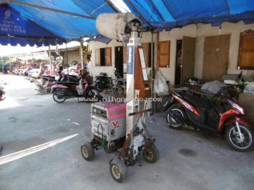 โปรโมชั่น!! ไฟสนาม SHINDAIWA SBL130EG-BS ราคา20,000 บาท รหัสสินค้า : 80803421 www.nihonmono.com โปรโมชั่น!! ไฟสนาม SHINDAIWA SBL130EG-BS ราคา20,000 บาท รหัสสินค้า : 80803421 www.nihonmono.com