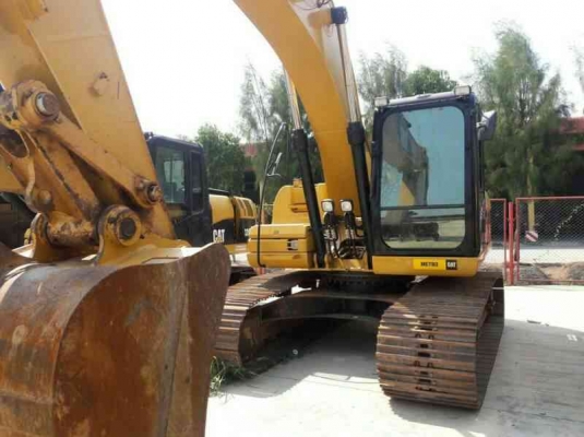 ขออนุญาตขายcat320dกระบอกดำjapanซี่เรี่ยนมื่นกว่าราคาพร้อมแว็ส2900ชั่วโมงรถสวยมากๆสนใจติดต่อช่างดำ0853224877-0988930465ครับผม