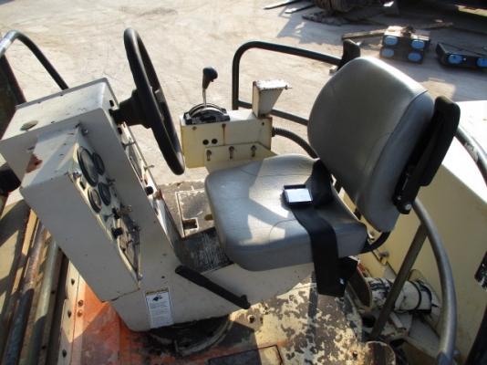 ขายครับ บด 9 ตัน DD90HF ขายครับ บด 9 ตัน DD90HF