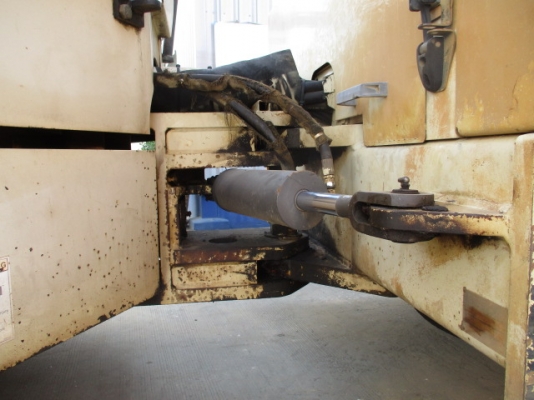 ขายครับ รถบด ขนาด 9 ตัน IR DD90HF