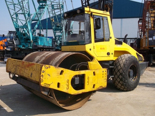 ัขายครับ รถบด10 ตัน BOMAG BW211D
