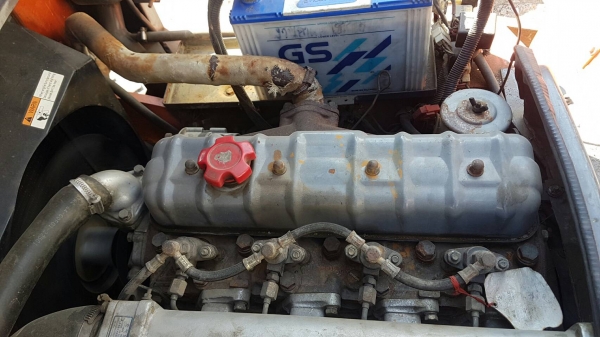 โฟรกลิฟ 3ตัน ยกสูงได้ 6เมตร เครื่องยนต์4สูบเครื่องดีเซล  พร้อมไช้งาน ราคา200000ต่อลอง 0811336755 ภัทร