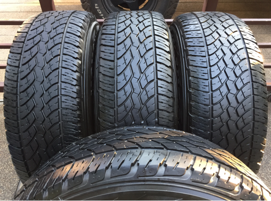 ยาง Yokohama 255 70 15 กลางปี13 ดอกเต็ม ไม่มีปะ ราคาไม่แพง