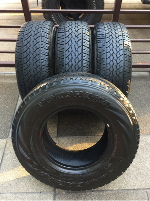 ยาง Yokohama 255 70 15 กลางปี13 ดอกเต็ม ไม่มีปะ ราคาไม่แพง