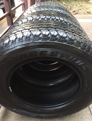 ยาง Bridgestone 255 65 17 ปลายปี14 ดอกเต็ม ใช้ยาว ราคาไม่แพง